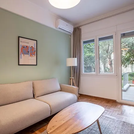 Jardin Maison: Amazing 2br In Koukaki Apartment Athens