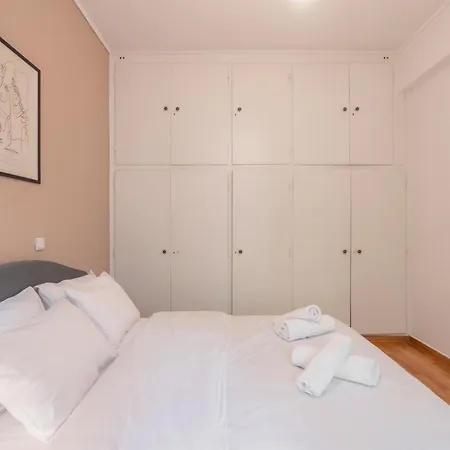 Jardin Maison: Amazing 2br In Koukaki Apartment Athens