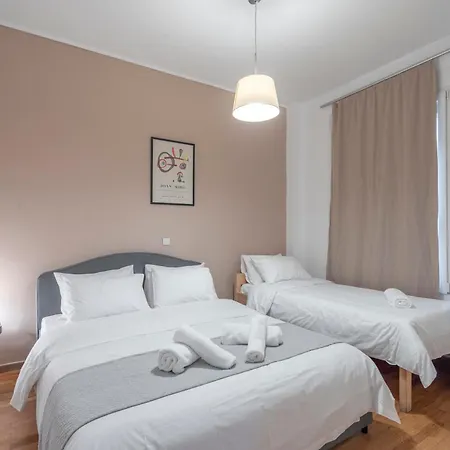 Apartment Jardin Maison: Amazing 2br In Koukaki *